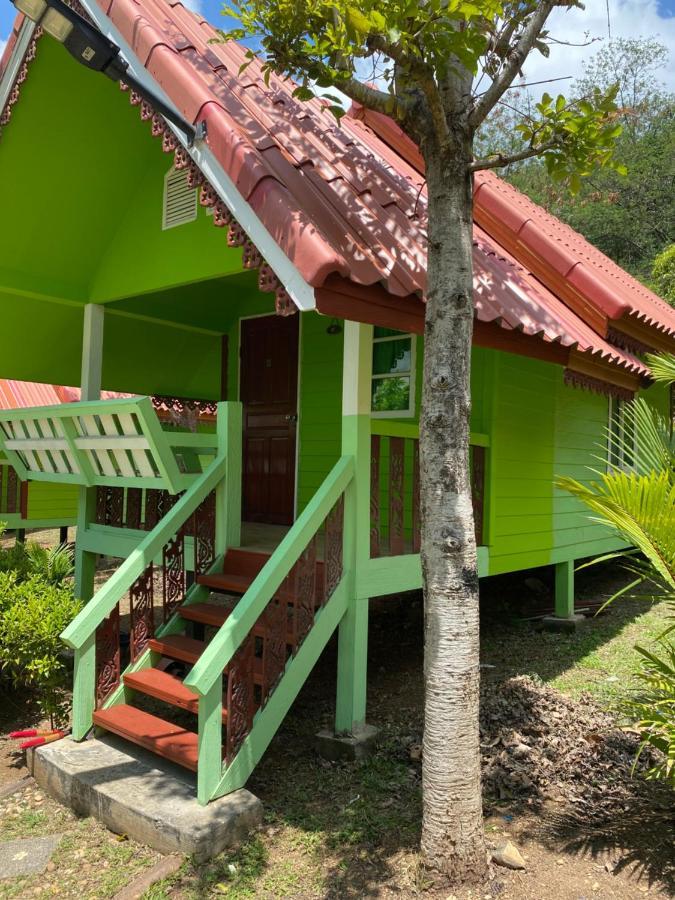 บ้านเรือนไท มวกเหล็ก Ban Ruenthai Muaklek エクステリア 写真