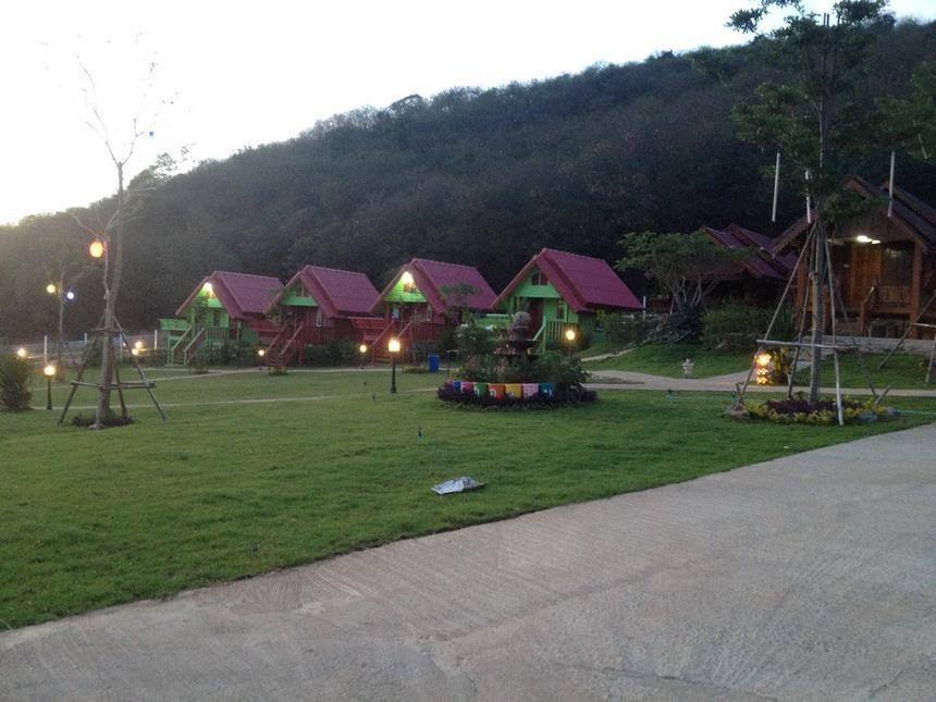 บ้านเรือนไท มวกเหล็ก Ban Ruenthai Muaklek エクステリア 写真